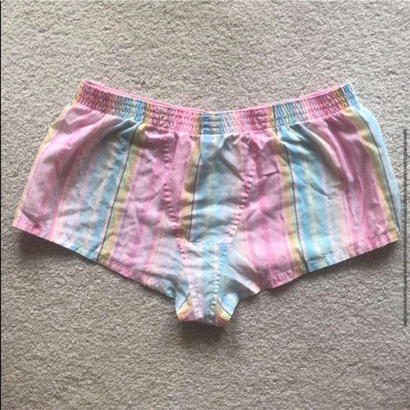 Victoria’s Secret Pink pastel stripe shorts medium - Picture 2 of 7